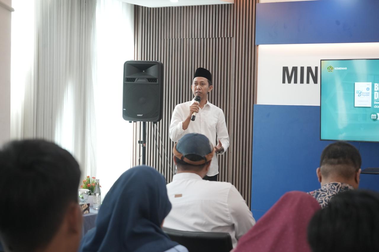 Perpustakaan Kemenag Gelar Bedah Buku Belajar Ngajar, Solusi Komunikasi Efektif untuk Pendidik